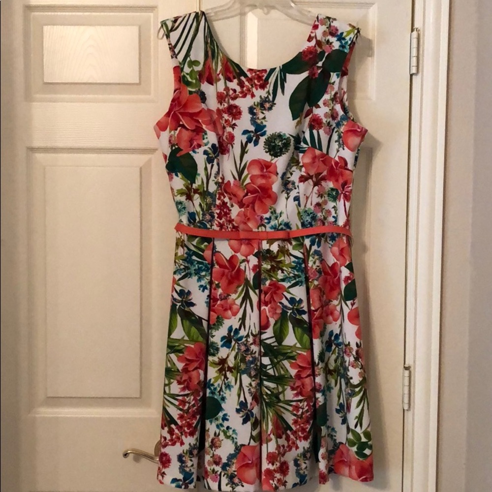 Dress Barn Floral Print Dress with Belt